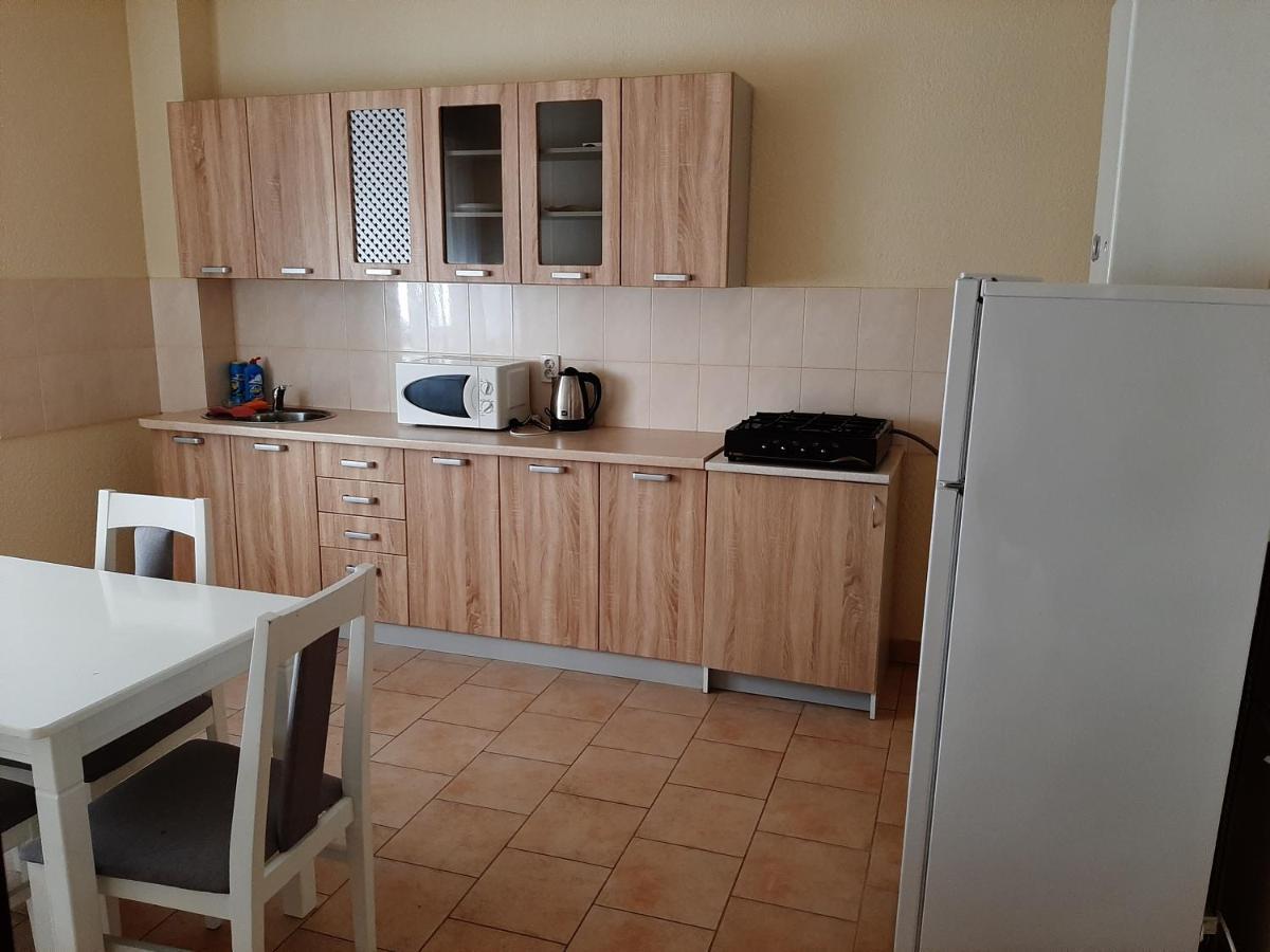 Belyaeva 5 Apartamento Mukachevo Exterior foto