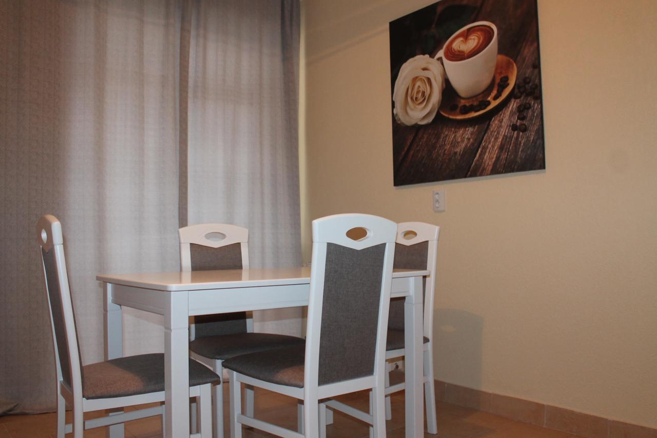 Belyaeva 5 Apartamento Mukachevo Exterior foto
