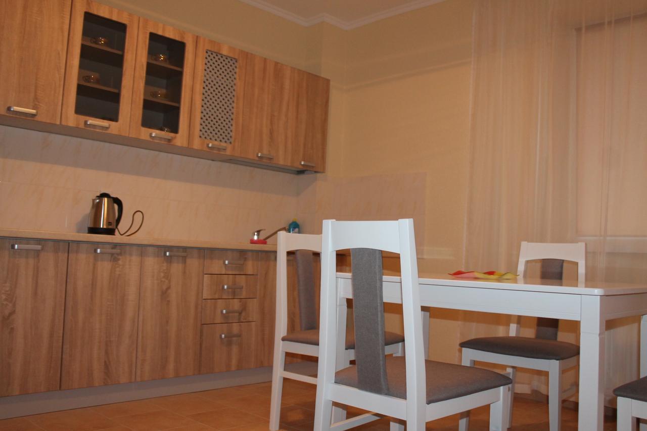 Belyaeva 5 Apartamento Mukachevo Exterior foto