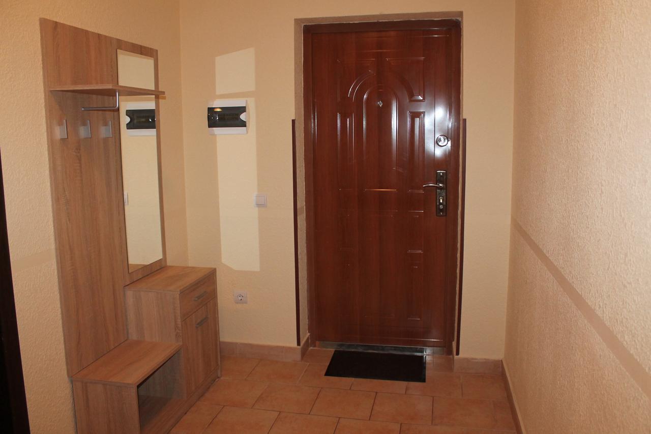 Belyaeva 5 Apartamento Mukachevo Exterior foto