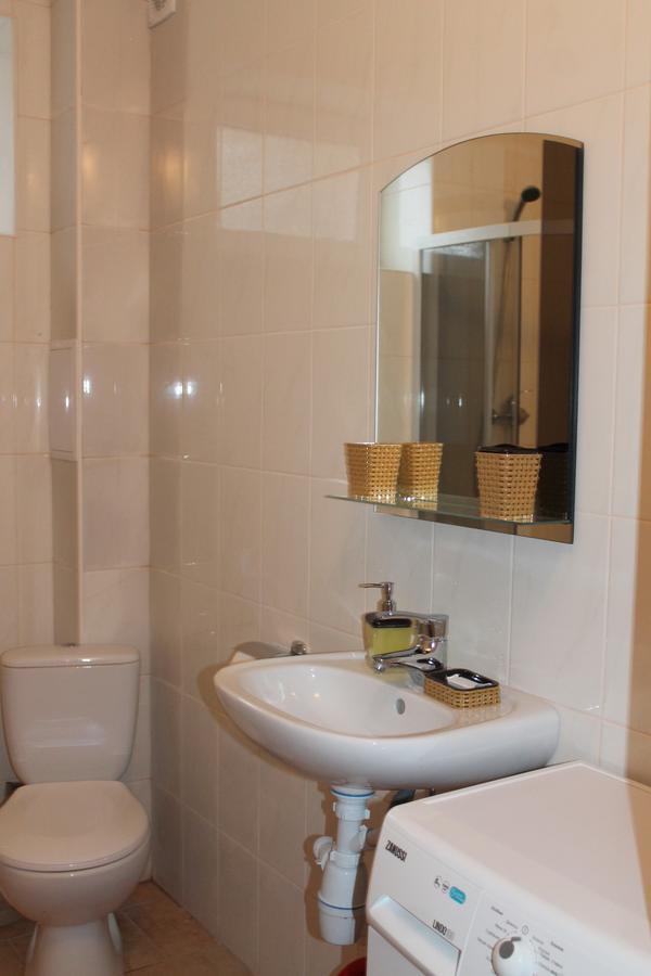 Belyaeva 5 Apartamento Mukachevo Exterior foto