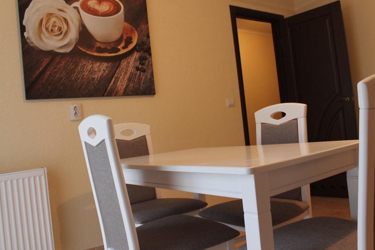 Belyaeva 5 Apartamento Mukachevo Exterior foto